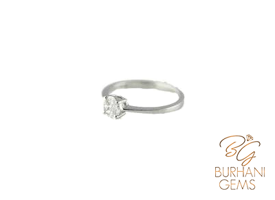 WHITE GOLD CLUSTERED DIAMOND RING